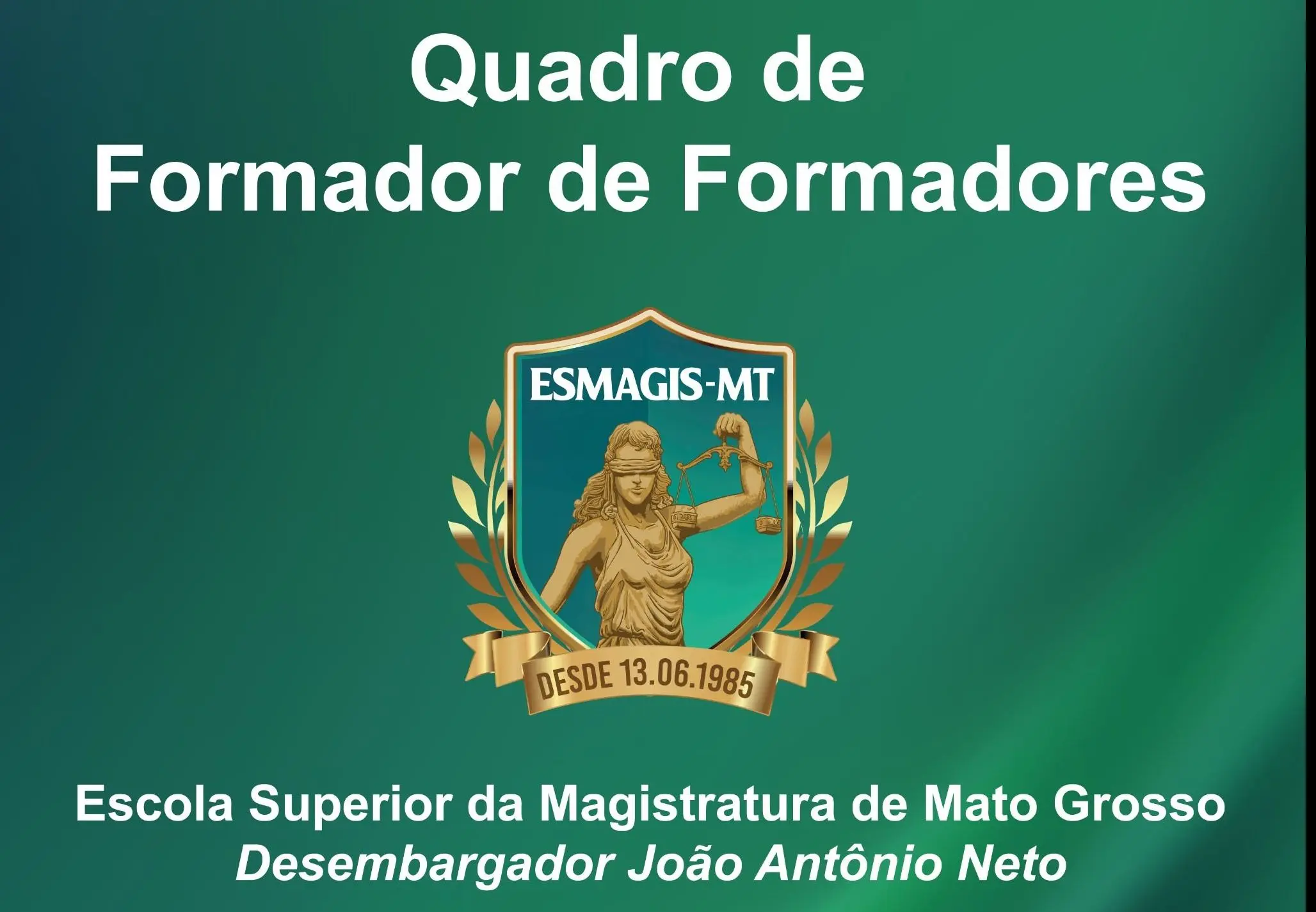 Arte institucional com fundo em degradê verde. No topo, em letras brancas, aparece o título 